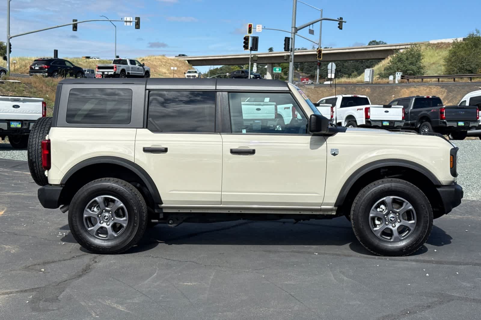 Certified 2025 Ford Bronco Big Bend AWD/4WD image 3