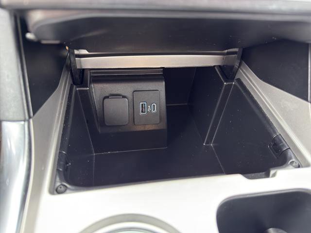 Certified 2022 Ford Explorer XLT w/ Equipment Group 202A image 26