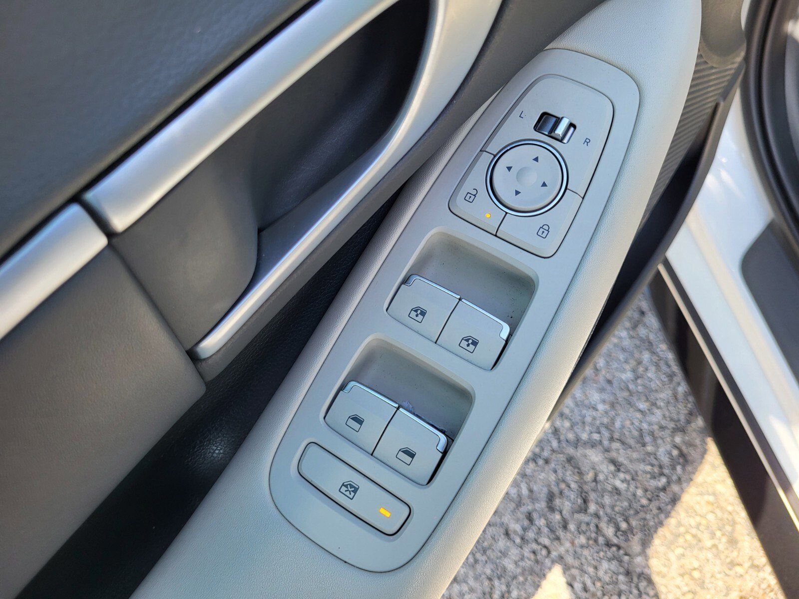 Used 2025 Hyundai Sonata SEL image 17