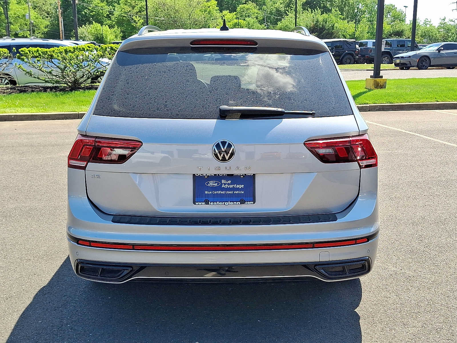 Used 2023 Volkswagen Tiguan SE R-Line FWD image 5