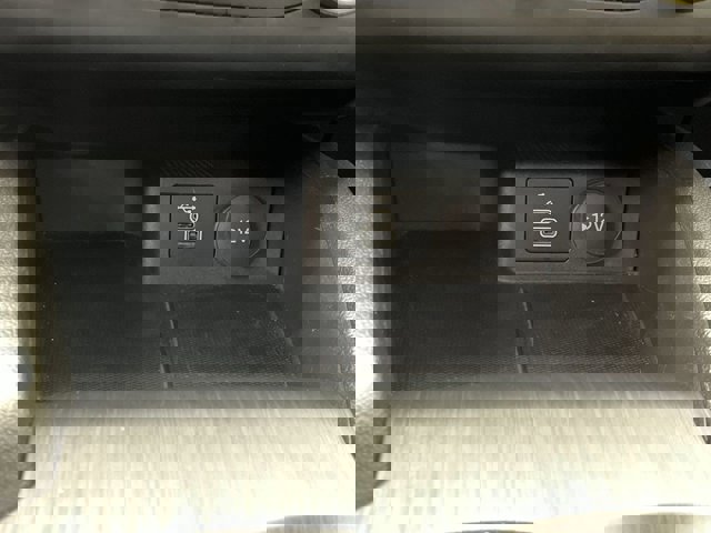 Certified 2025 Ford Escape Active image 26