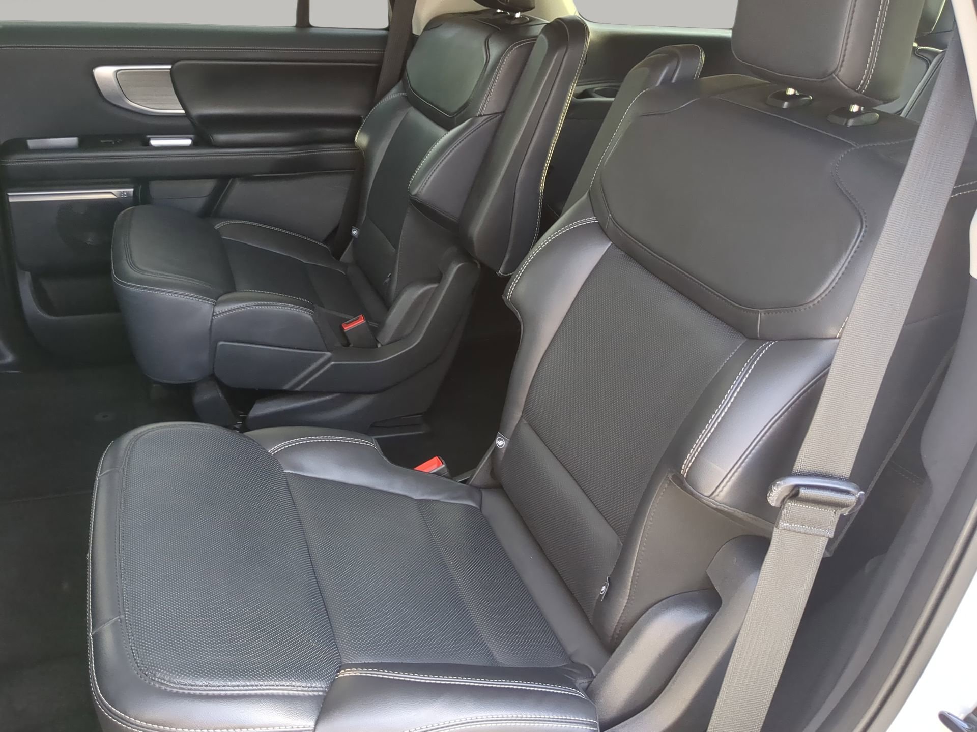 Certified 2025 Ford Expedition Platinum AWD/4WD image 54