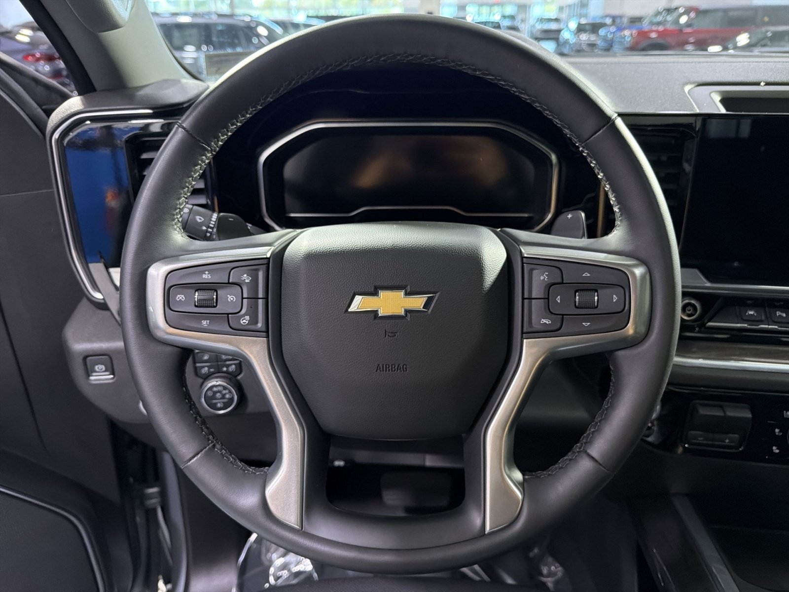 Used 2024 Chevrolet Silverado 1500 LTZ w/ LTZ Convenience Package II AWD/4WD image 25