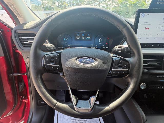Certified 2024 Ford Escape Platinum w/ Premium Technology Package AWD/4WD image 14