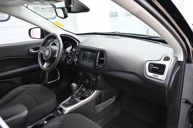 Used 2021 Jeep Compass Sport AWD/4WD image 20