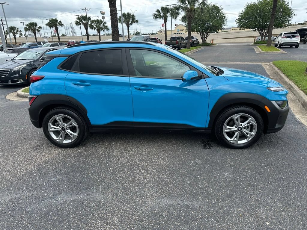 Used 2023 Hyundai Kona SEL FWD image 7