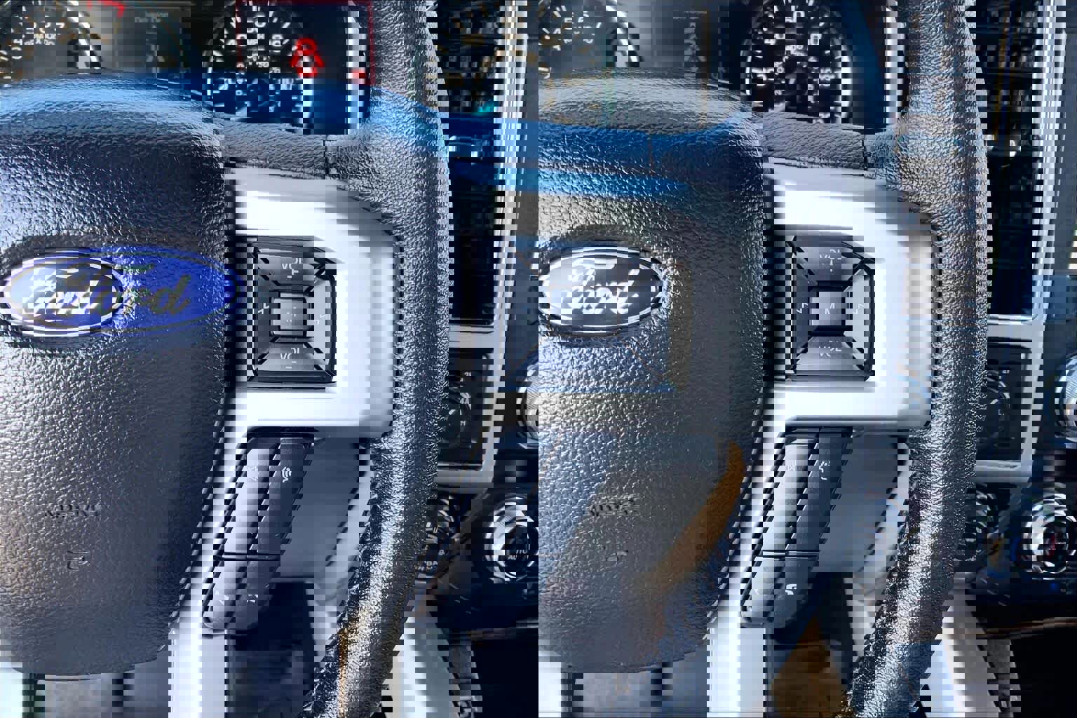 Certified 2020 Ford F150 Lariat w/ Equipment Group 502A Luxury image 21