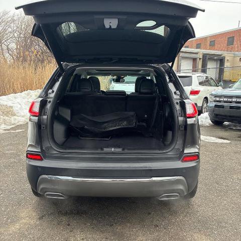 Used 2020 Jeep Cherokee Limited w/ Technology Group image 29