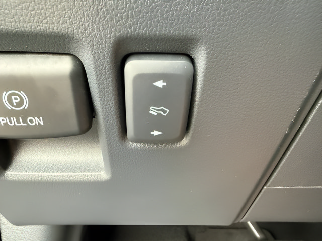 Certified 2023 Ford F150 Lariat AWD/4WD image 27
