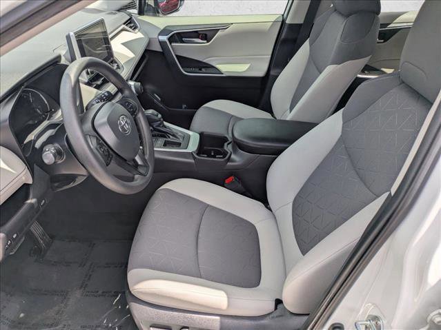 Used 2023 Toyota RAV4 XLE w/ Convenience Package FWD image 16