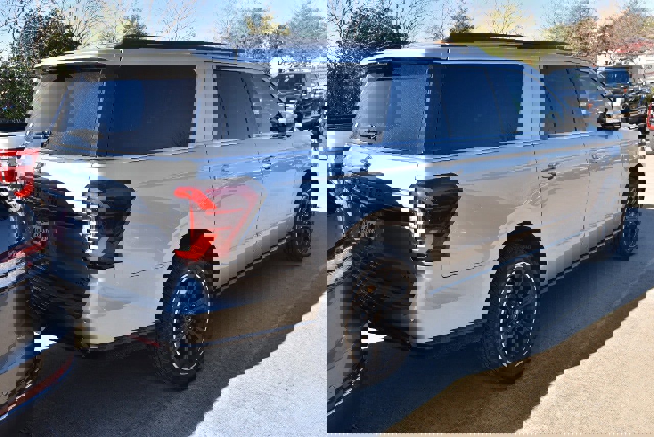 Certified 2023 Ford Expedition Max Limited image 5