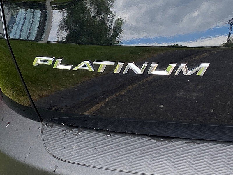 Certified 2025 Ford Escape Platinum AWD/4WD image 11