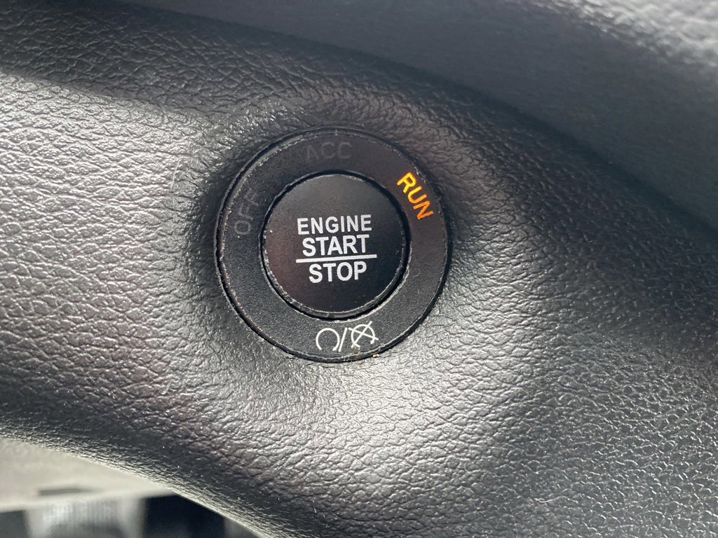 Used 2021 Jeep Cherokee Latitude Lux w/ Comfort/Convenience Group image 31