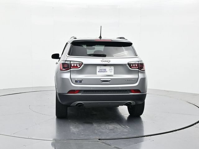 Used 2023 Jeep Compass Limited AWD/4WD image 8