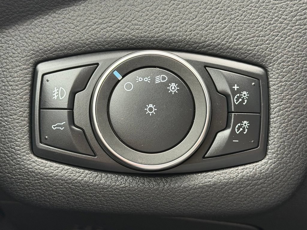 Certified 2019 Ford Escape SE FWD image 34