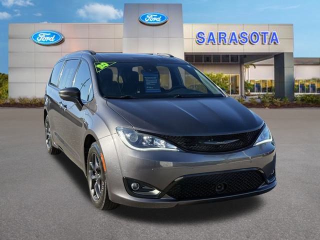 Used 2020 Chrysler Pacifica Limited w/ Advanced Safetytec Group image 1