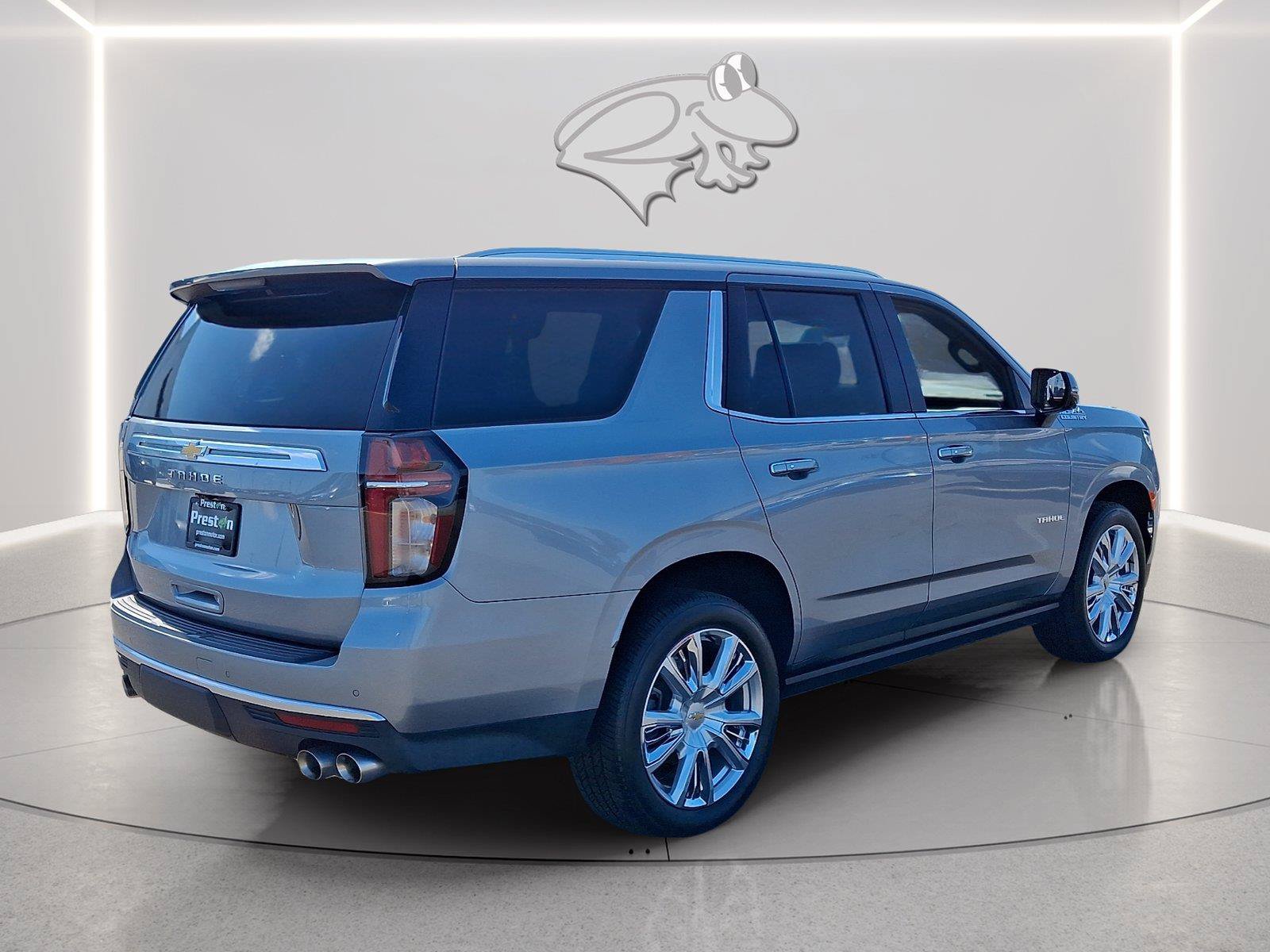 Used 2023 Chevrolet Tahoe High Country w/ Premium Package AWD/4WD image 5
