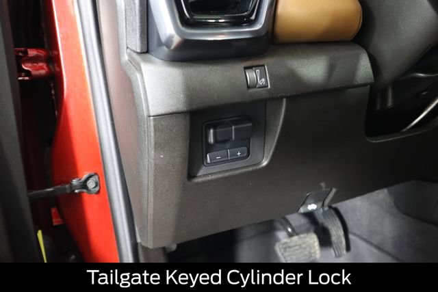 Used 2024 GMC Canyon AT4 w/ AT4 Premium Package AWD/4WD image 41