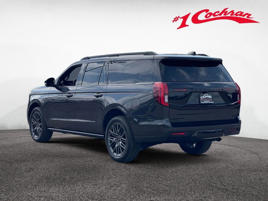 Certified 2025 Ford Expedition Max Platinum w/ Stealth Performance Package image 3
