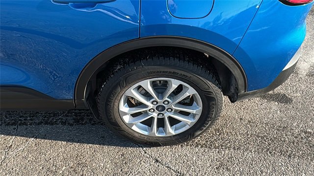 Certified 2020 Ford Escape SE image 29