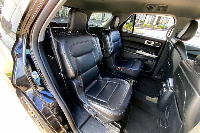 Certified 2020 Ford Explorer XLT w/ Equipment Group 202A RWD image 19