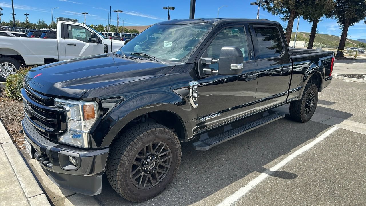 Certified 2022 Ford F250 XLT w/ Black Appearance Package