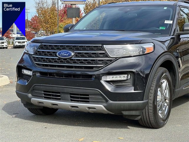 Certified 2024 Ford Explorer XLT w/ Equipment Group 202A