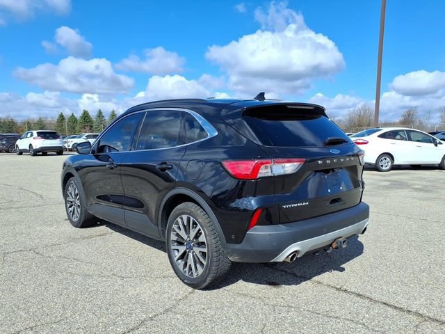 Certified 2020 Ford Escape Titanium video 2