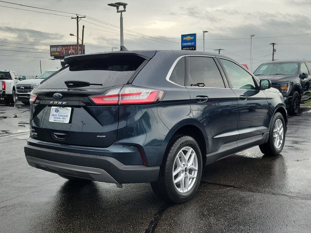 Certified 2024 Ford Edge SEL w/ Convenience Package AWD/4WD image 4