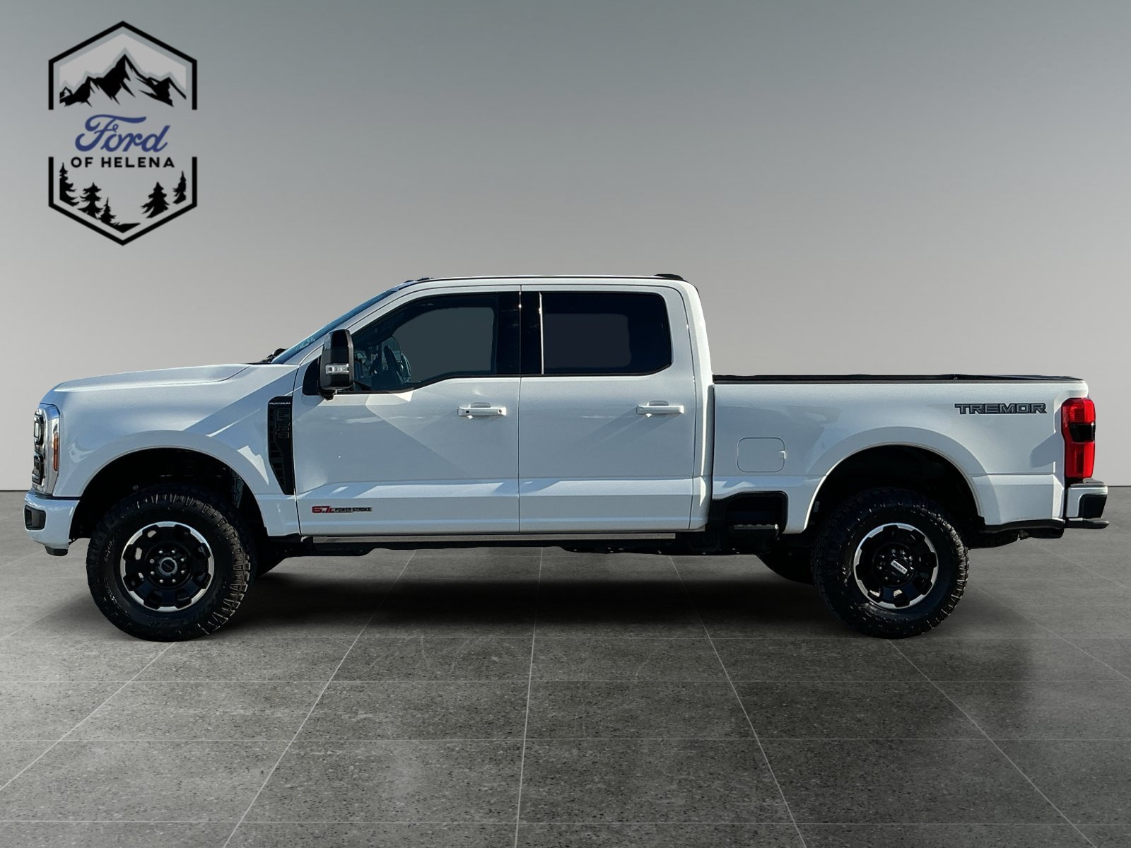 Certified 2025 Ford F350 Platinum w/ Tremor Off-Road Package AWD/4WD image 2
