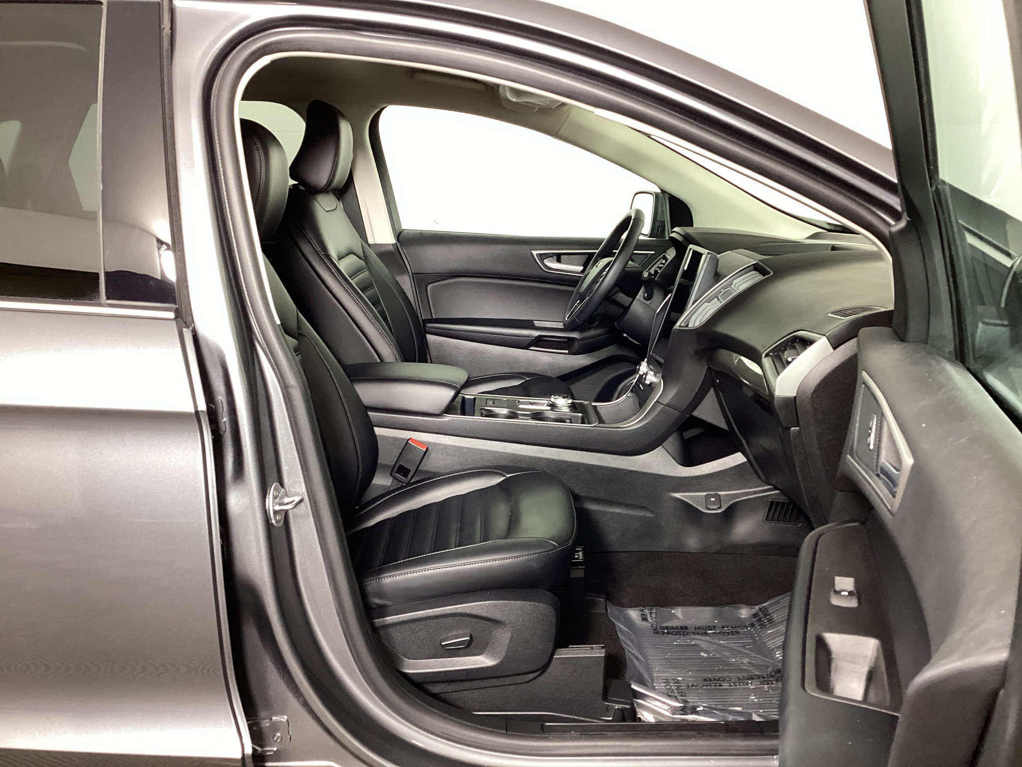 Certified 2024 Ford Edge SEL w/ Convenience Package AWD/4WD image 10