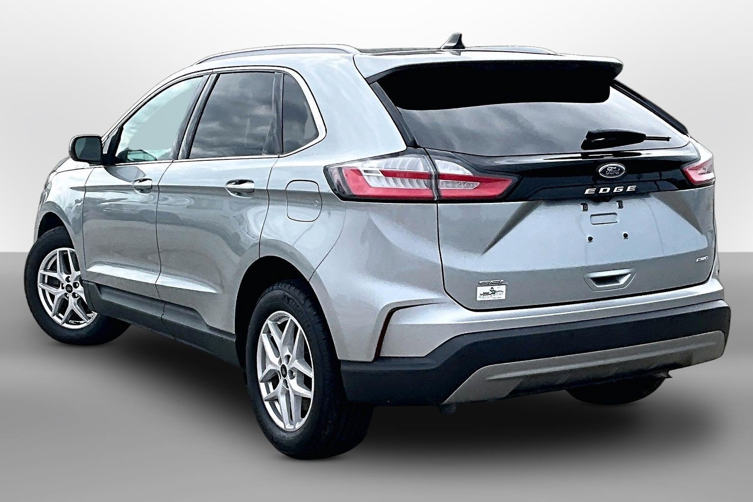 Certified 2024 Ford Edge SEL AWD/4WD image 10