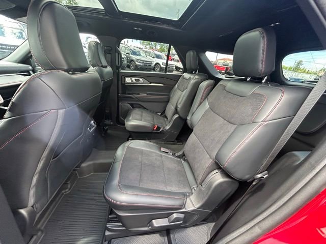 Certified 2025 Ford Explorer ST w/ Sun And Sound Package AWD/4WD image 19
