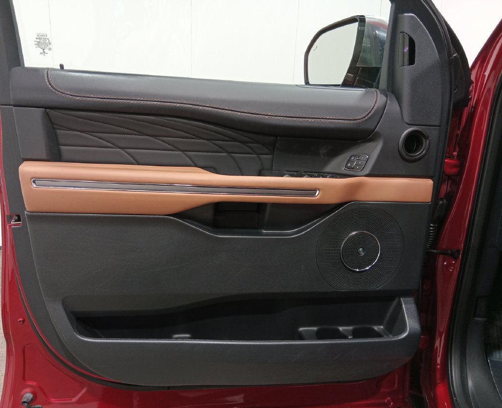 Certified 2022 Ford Expedition Max Platinum AWD/4WD image 19