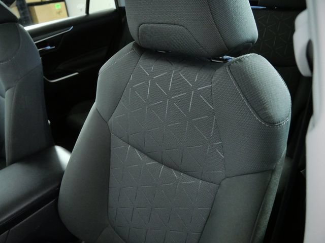 Used 2022 Toyota RAV4 XLE w/ Convenience Package AWD/4WD image 18