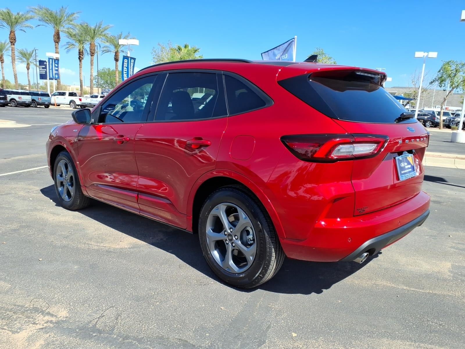 Certified 2024 Ford Escape ST-Line w/ Tech Pack #1 FWD image 6