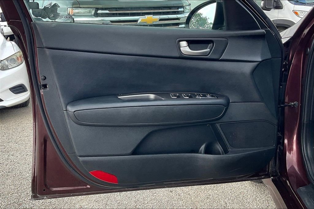Used 2020 Kia Optima LX FWD image 17