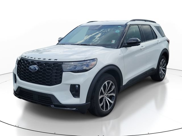 Certified 2025 Ford Explorer ST-Line RWD video 2