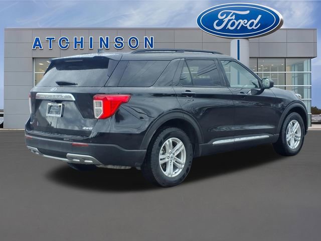 Certified 2023 Ford Explorer XLT w/ Equipment Group 202A AWD/4WD image 6