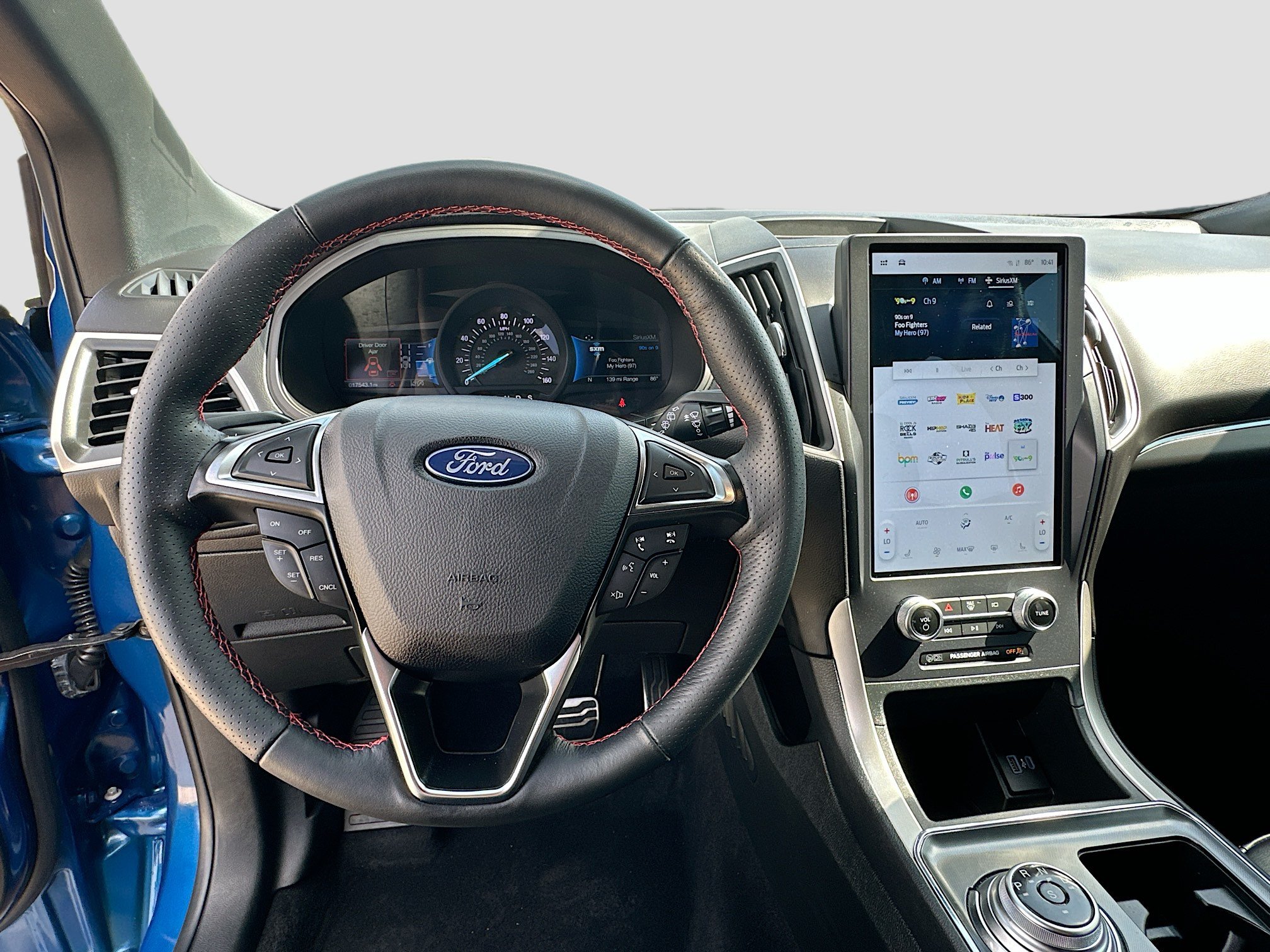 Certified 2024 Ford Edge ST-Line AWD/4WD image 11