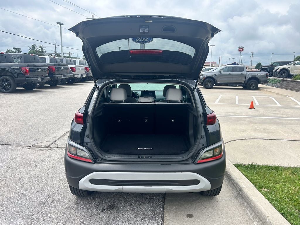 Used 2022 Hyundai Kona SEL AWD/4WD image 16