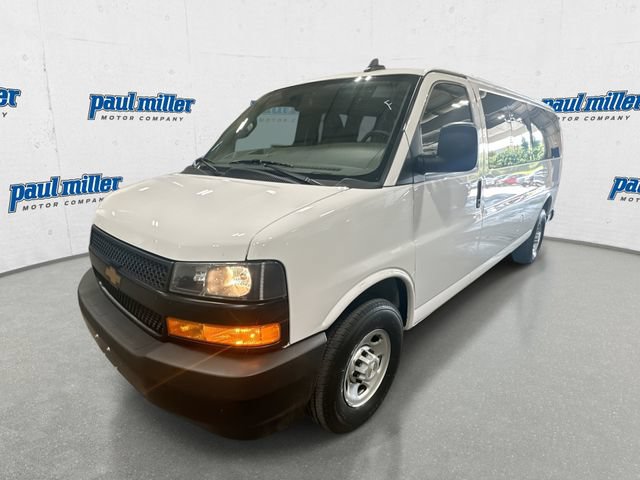 Used 2025 Chevrolet Express 3500 LS RWD image 1