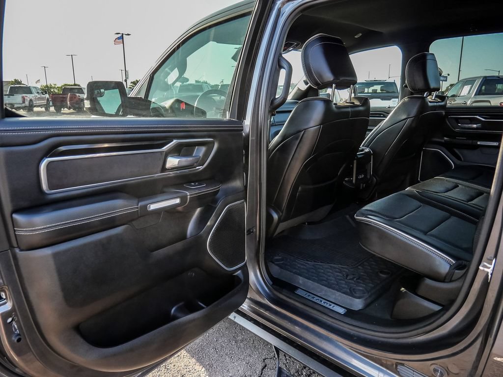 Used 2022 RAM 1500 Laramie w/ Sport Appearance Package AWD/4WD image 30