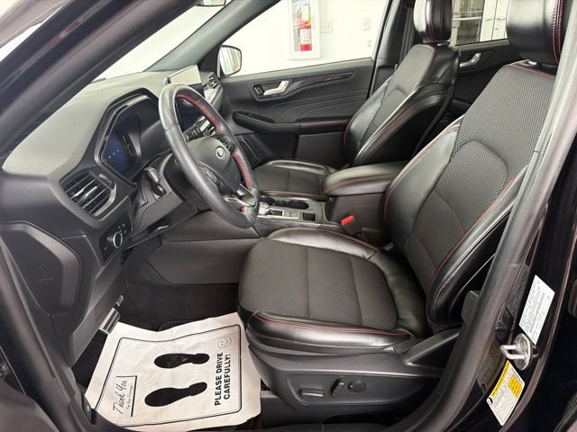 Certified 2024 Ford Escape ST-Line w/ Tech Pack #1 AWD/4WD image 14