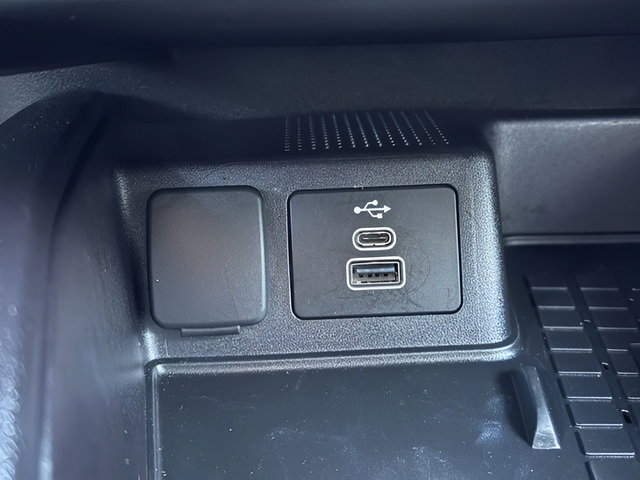 Certified 2025 Ford Bronco Sport Outer Banks w/ Outer Banks Tech Package+ AWD/4WD image 14
