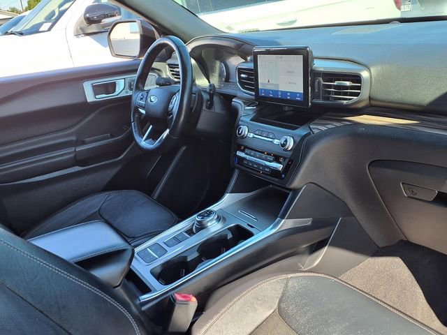 Certified 2020 Ford Explorer Limited RWD image 29