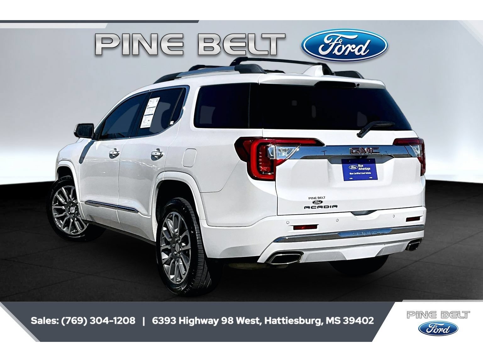 Used 2021 GMC Acadia Denali w/ Denali Technology Package FWD image 2