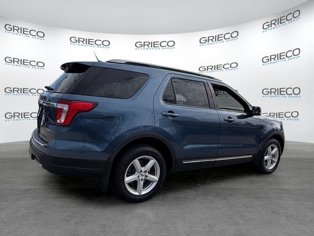 Certified 2018 Ford Explorer XLT w/ Equipment Group 202A FWD image 7