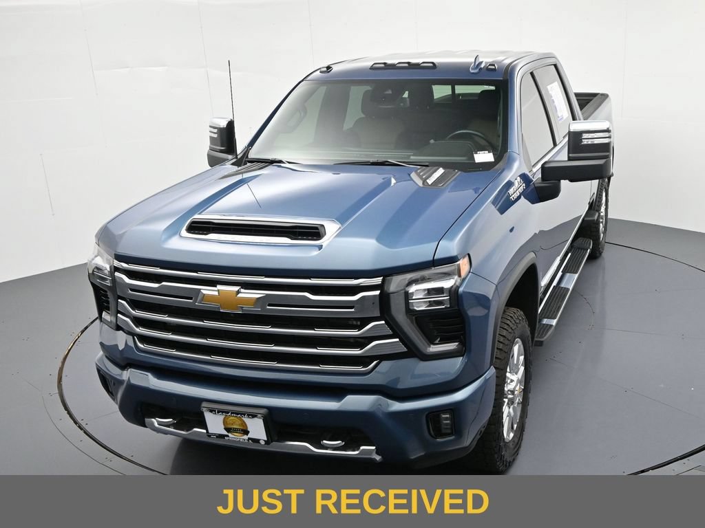 Used 2024 Chevrolet Silverado 3500 High Country w/ Z71 Off-Road Package AWD/4WD image 17