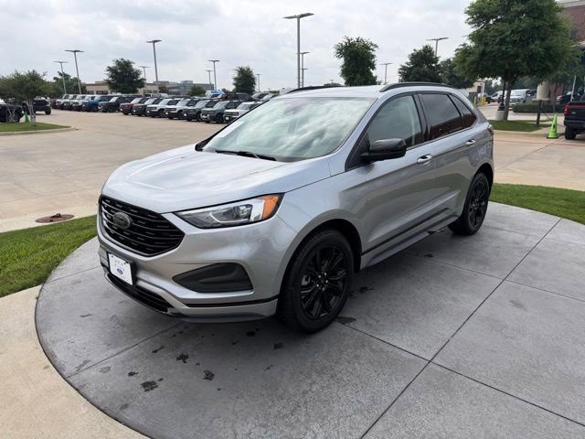 Certified 2023 Ford Edge SE w/ Black Appearance Package AWD/4WD image 3